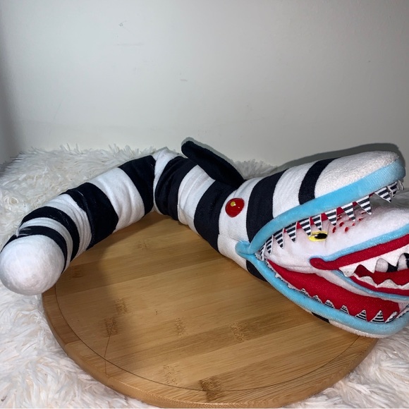 Beetlejuice Sandworm Plush Spirit Halloween Medium Sized - Picture 6 of 6
